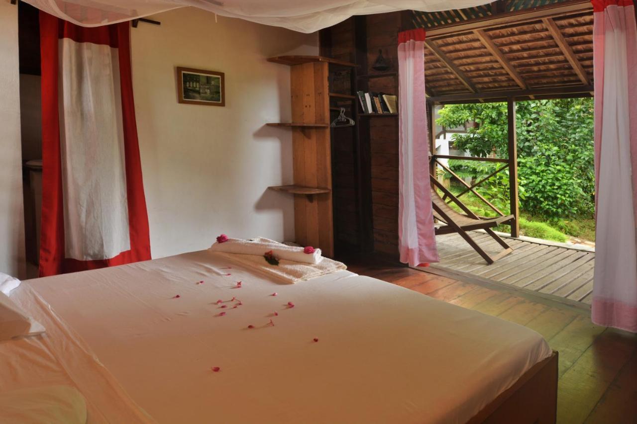 Hotel Benjamin อัมบาโตโลกา ภายนอก รูปภาพ